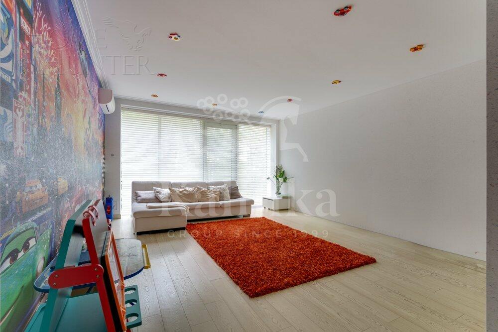 2-этажный коттедж 675 м² с отделкой