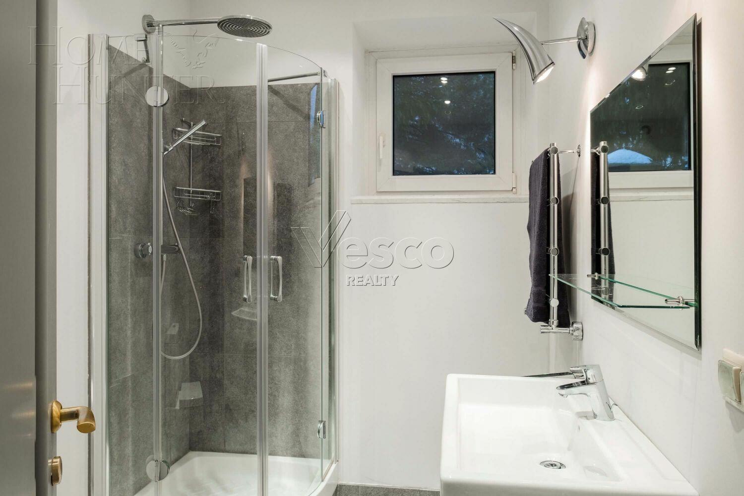 3-этажный коттедж 515 м² с отделкой