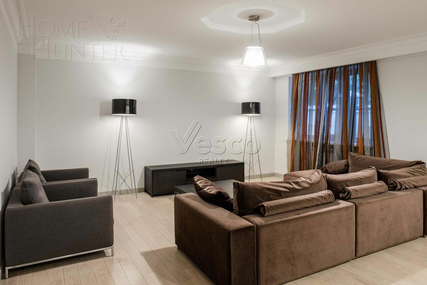 3-этажный коттедж 515 м² с отделкой