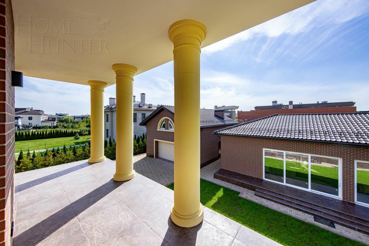 2-этажный коттедж 900 м² с отделкой