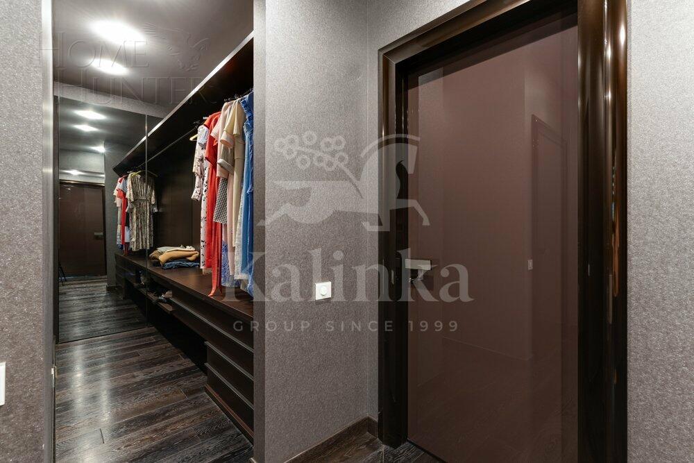 2-этажный коттедж 675 м² с отделкой