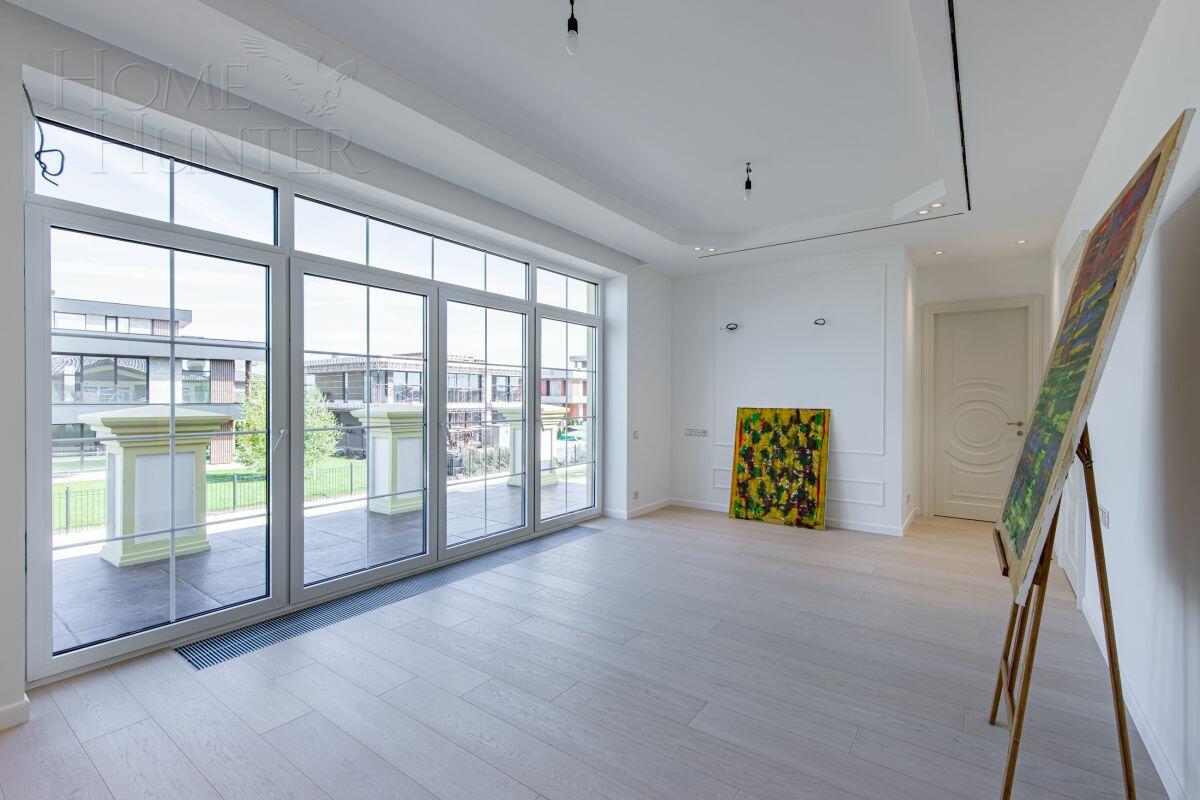 2-этажный коттедж 900 м² с отделкой