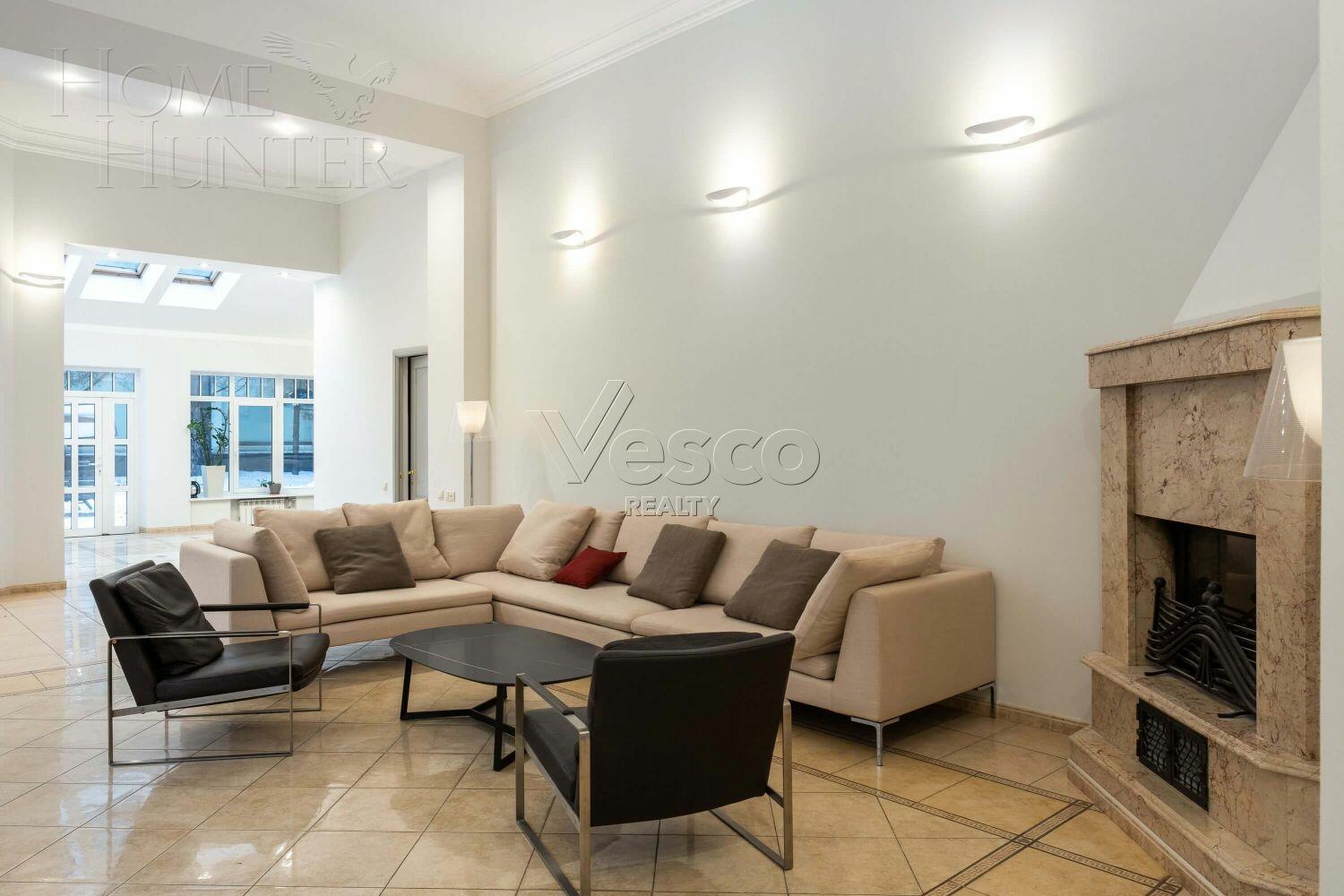 3-этажный коттедж 515 м² с отделкой