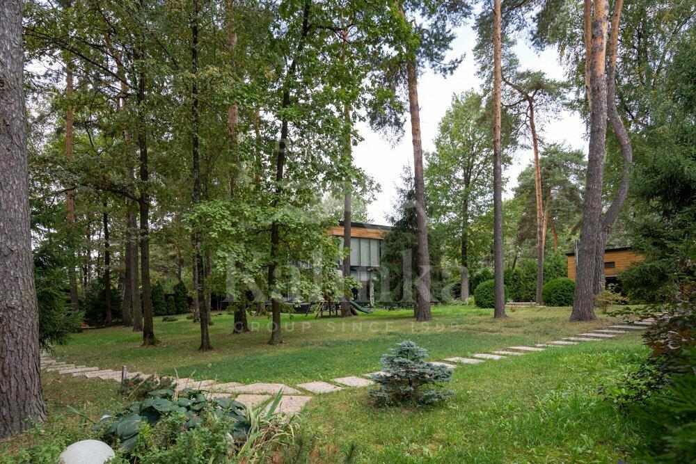 2-этажный коттедж 675 м² с отделкой