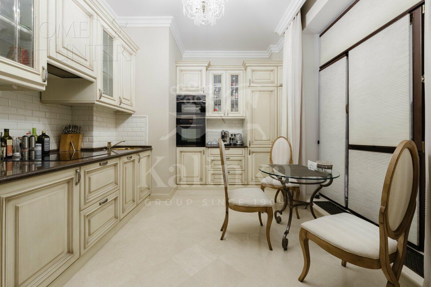 3-КОМН. КВАРТИРА С ОТДЕЛКОЙ 130 М² НА 4 ЭТАЖЕ