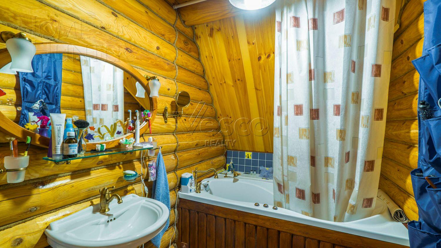 3-этажный коттедж 700 м² с отделкой