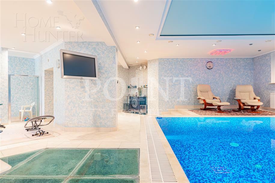 2-этажный коттедж 1 100 м² с отделкой