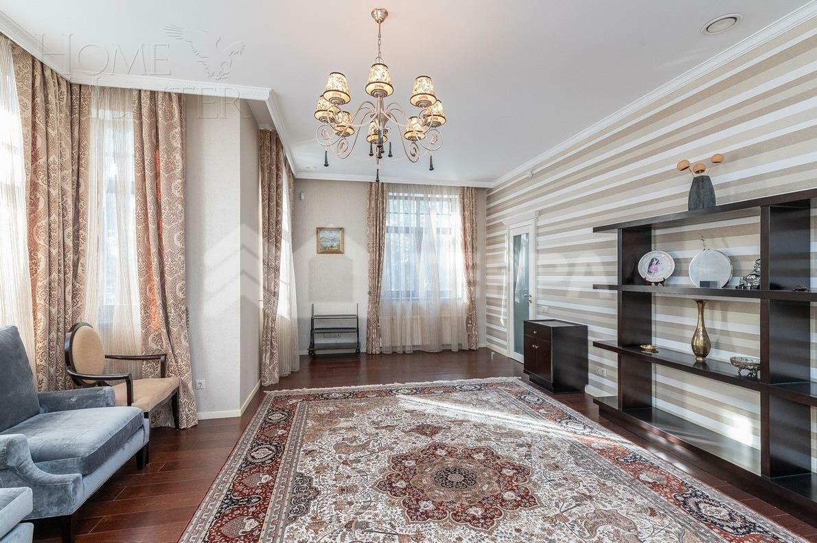 2-этажный коттедж 550 м² с отделкой