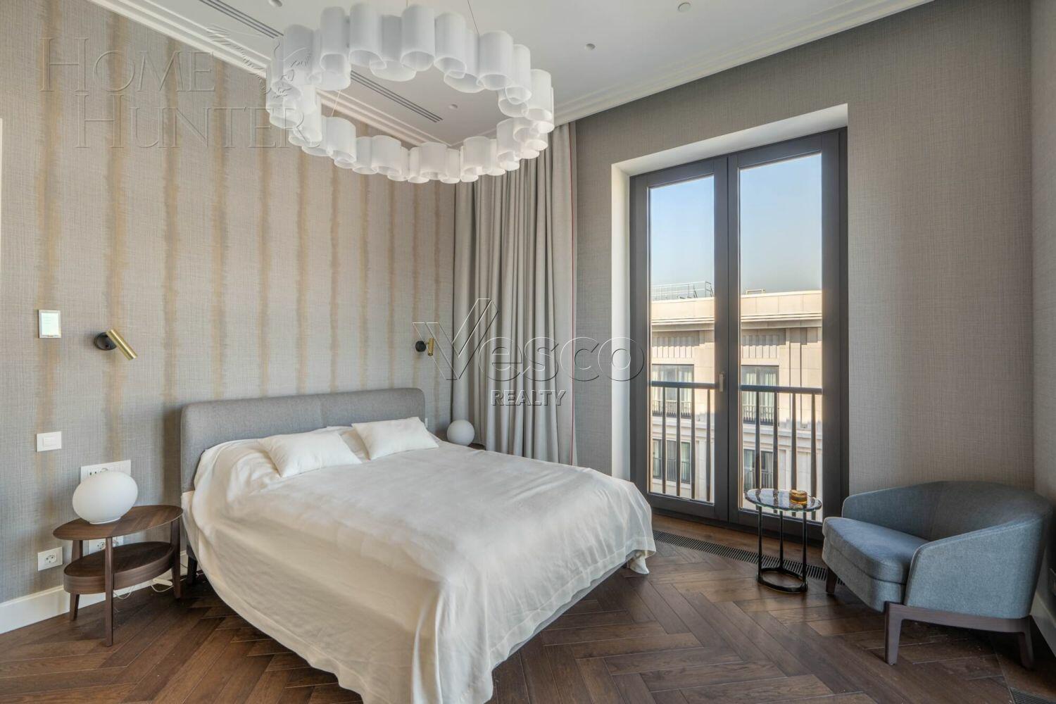 4-КОМН. АПАРТАМЕНТЫ С ОТДЕЛКОЙ 246.4 М² НА 8 ЭТАЖЕ