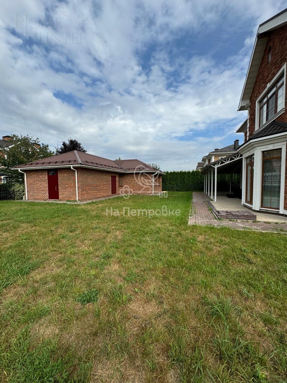 2-этажный коттедж 280 м² с отделкой