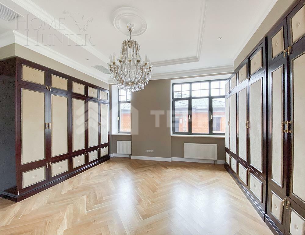 2-этажный коттедж 960 м² с отделкой