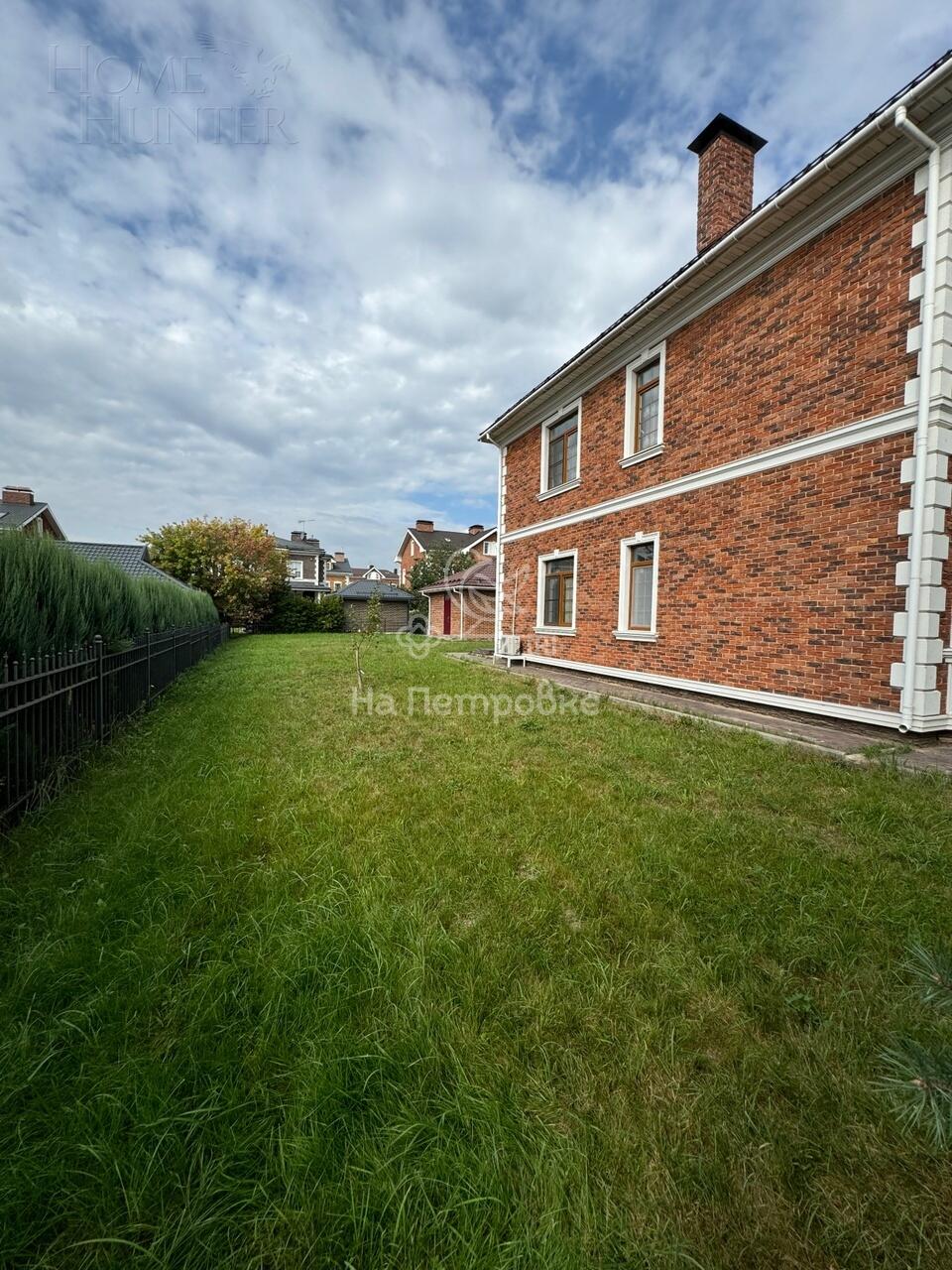 2-этажный коттедж 280 м² с отделкой