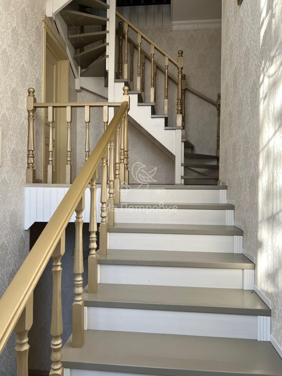 2-этажный коттедж 280 м² с отделкой