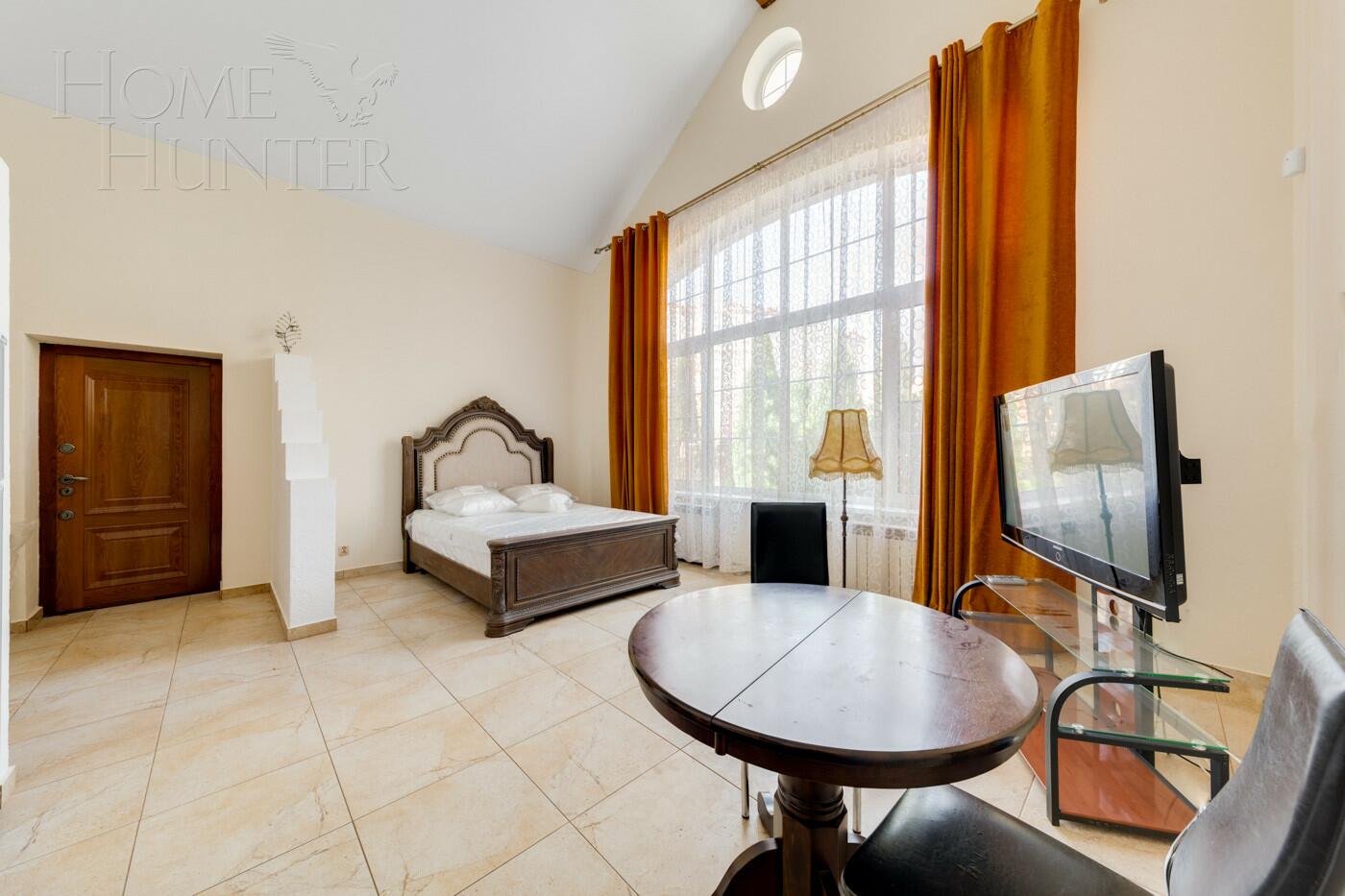 2-этажный коттедж 325 м² с отделкой