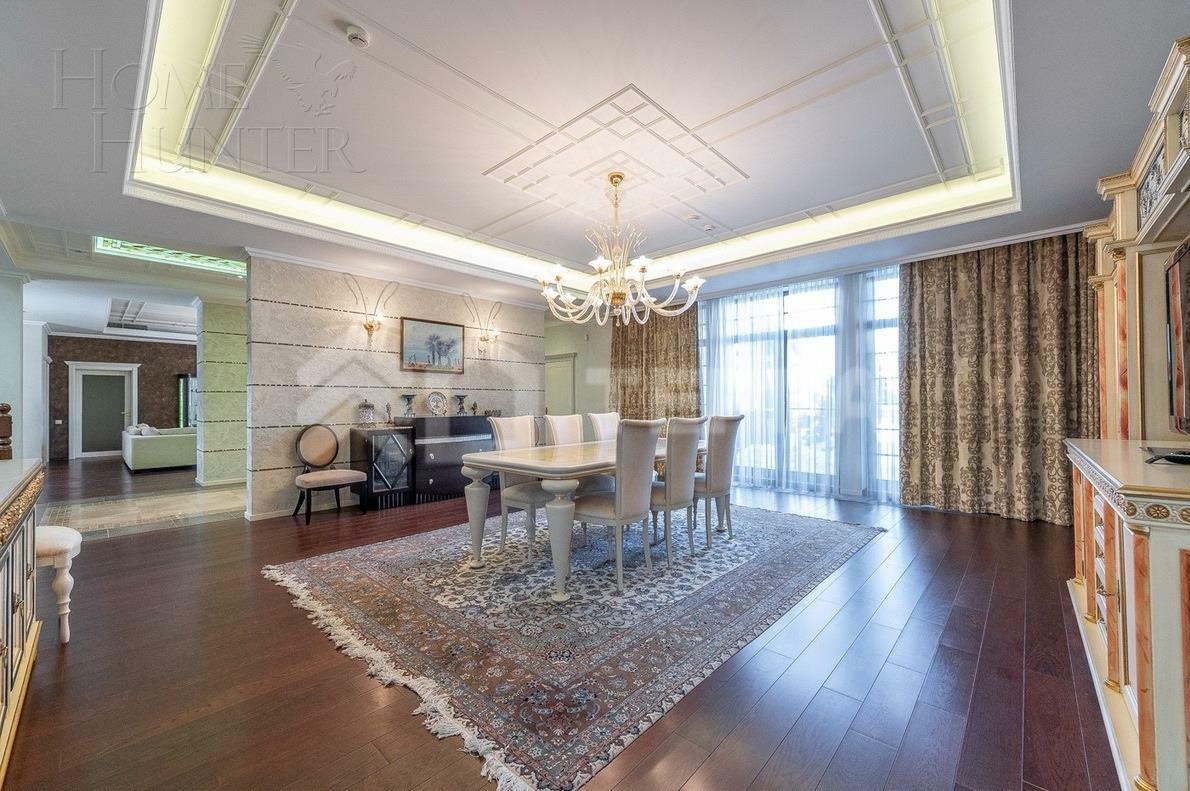 2-этажный коттедж 550 м² с отделкой