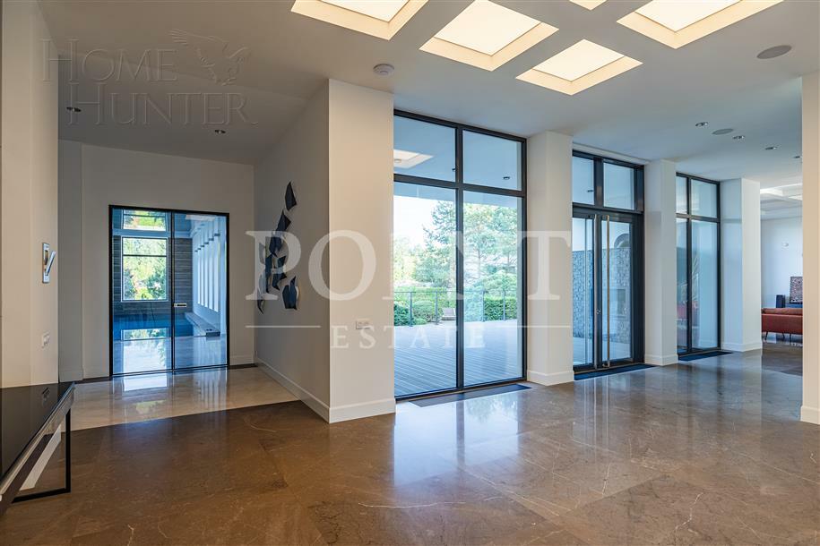 2-этажный коттедж 1 200 м² с отделкой