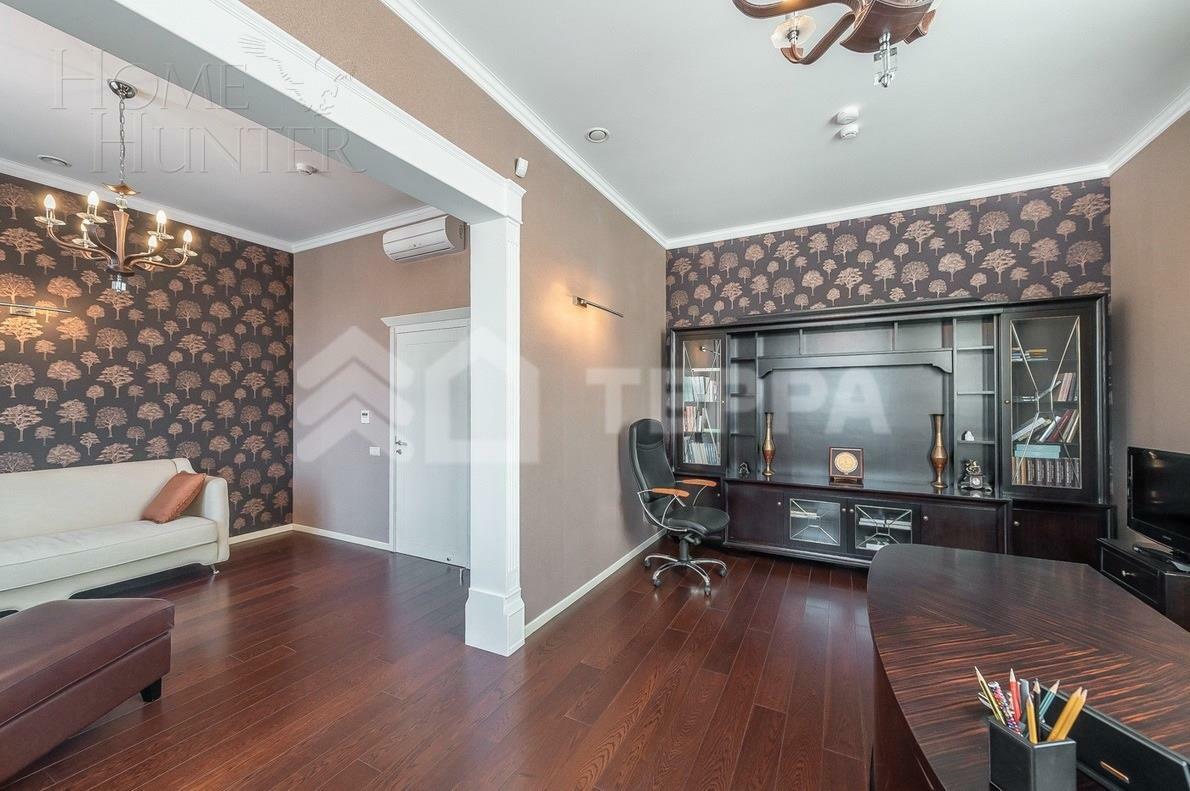 2-этажный коттедж 550 м² с отделкой