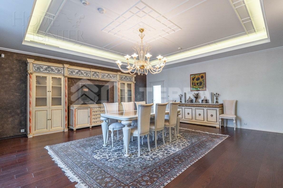 2-этажный коттедж 550 м² с отделкой