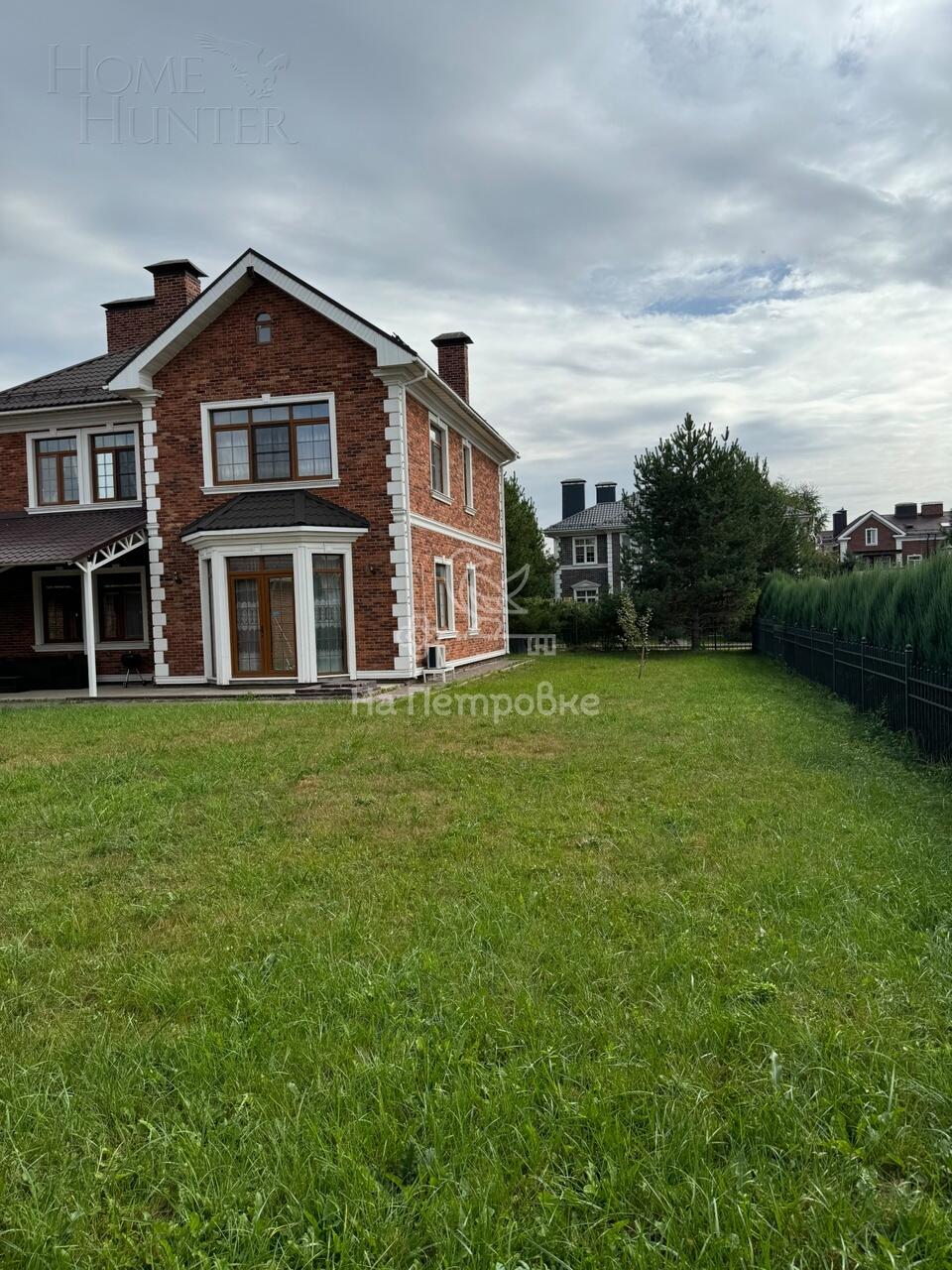 2-этажный коттедж 280 м² с отделкой