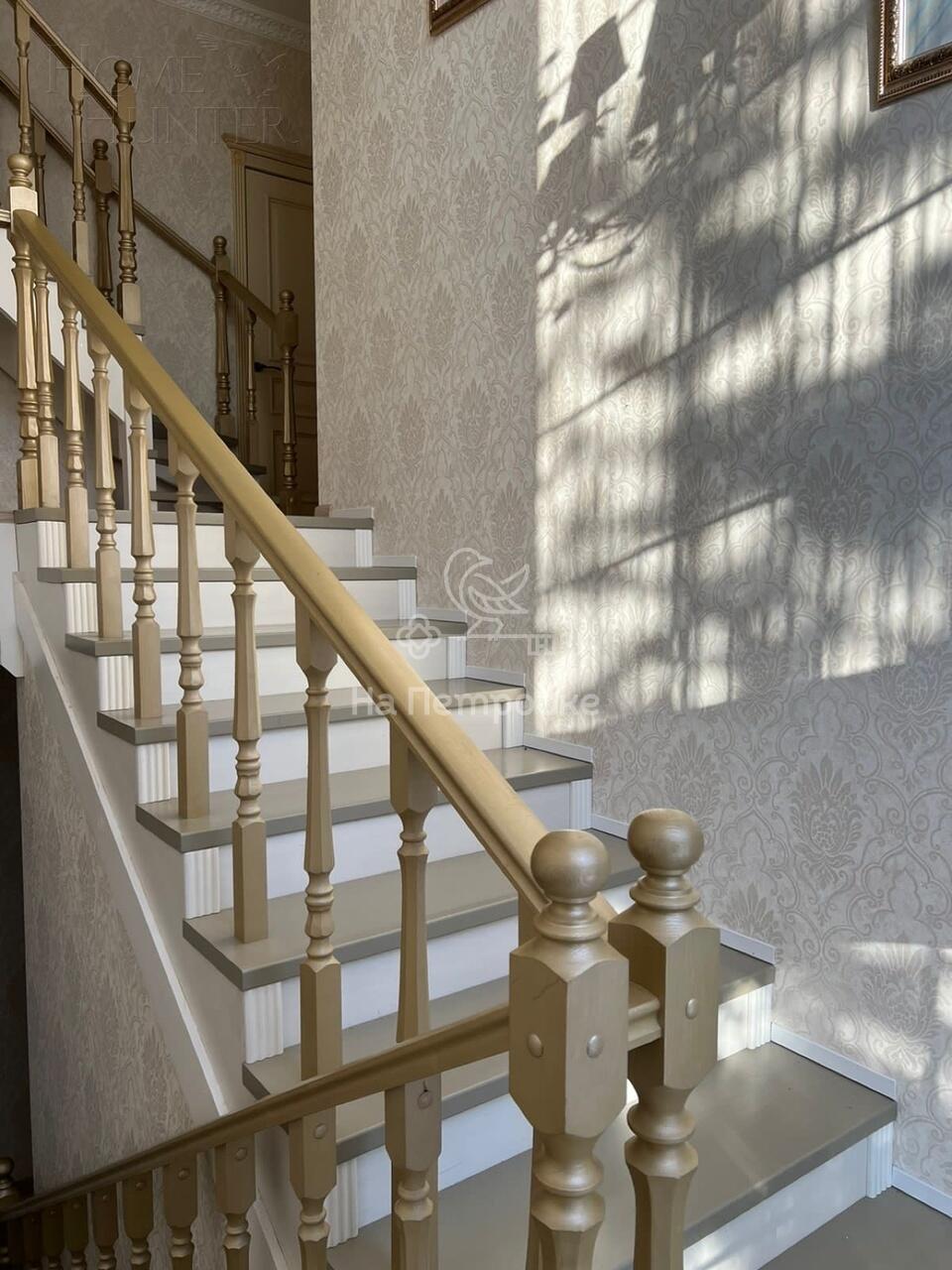 2-этажный коттедж 280 м² с отделкой