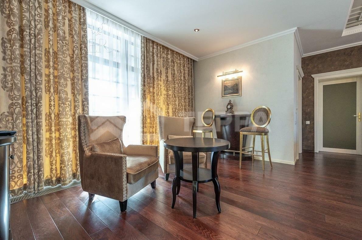 2-этажный коттедж 550 м² с отделкой