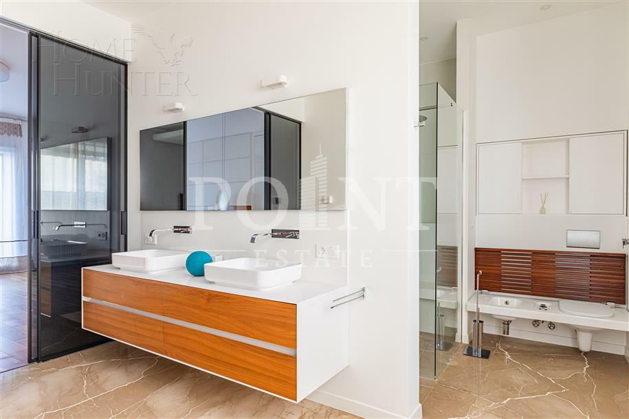 2-этажный коттедж 1 200 м² с отделкой