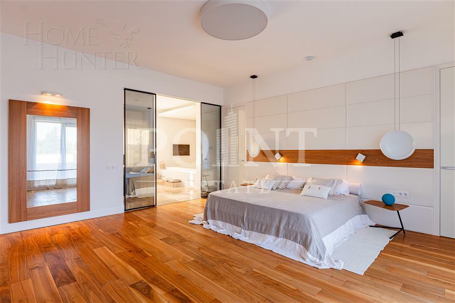 2-этажный коттедж 1 200 м² с отделкой