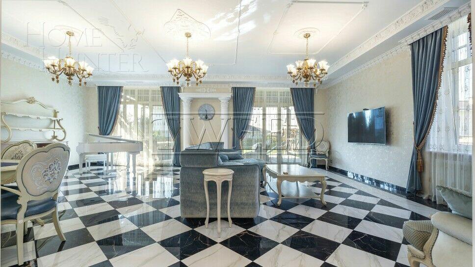 2-этажный коттедж 450 м² с отделкой