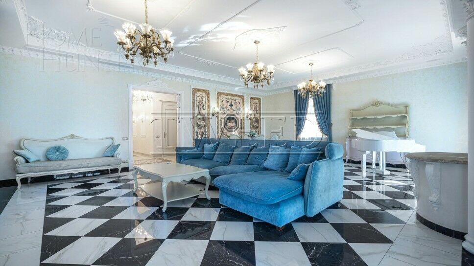 2-этажный коттедж 450 м² с отделкой