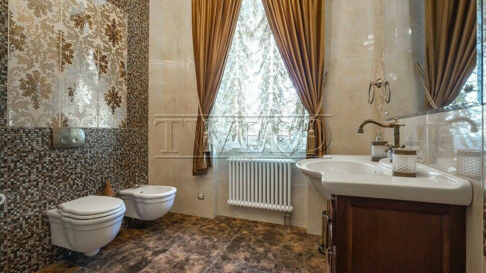 2-этажный коттедж 450 м² с отделкой