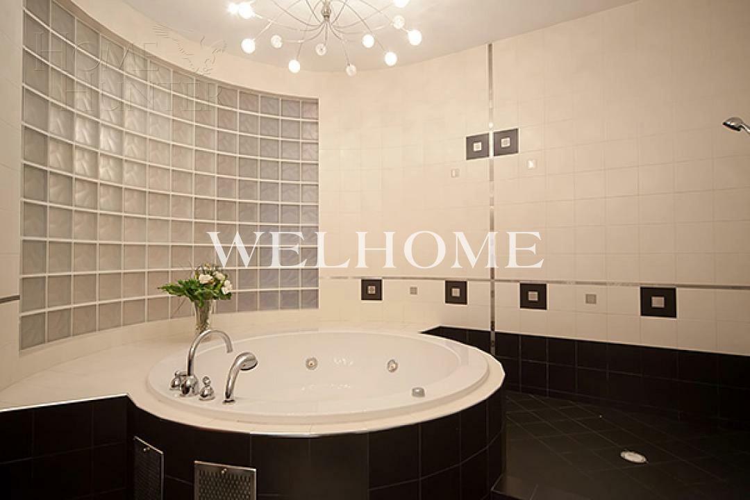 3-этажный коттедж 700 м² с отделкой