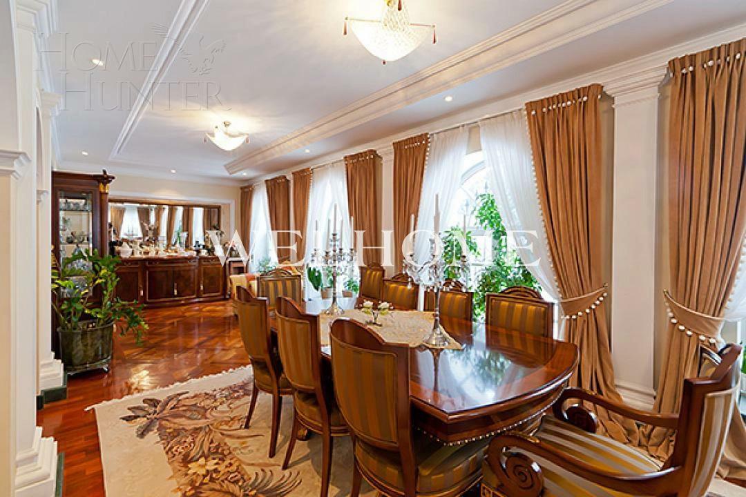 3-этажный коттедж 700 м² с отделкой