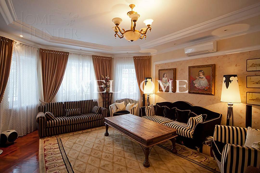 3-этажный коттедж 700 м² с отделкой