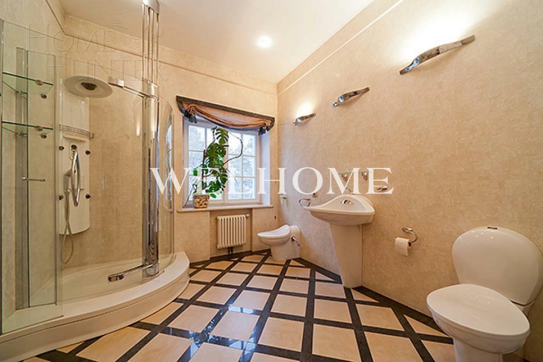 3-этажный коттедж 700 м² с отделкой