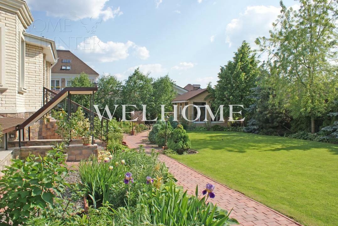 2-этажный коттедж 448 м² с отделкой