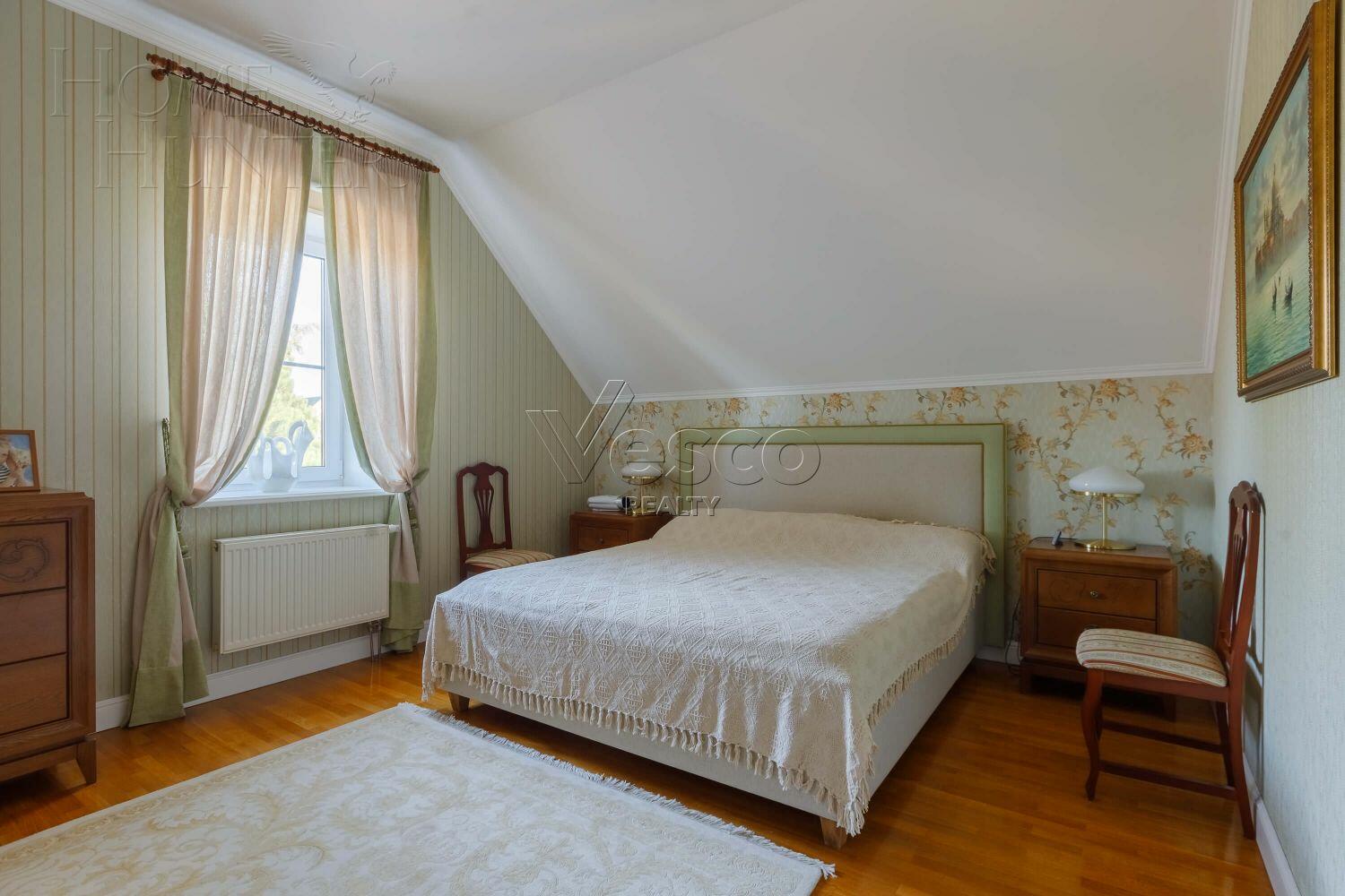 2-этажный коттедж 335 м² с отделкой