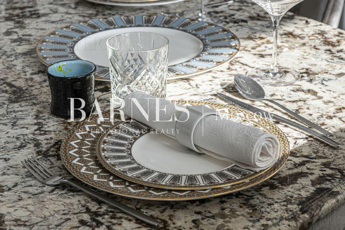 3-КОМН. АПАРТАМЕНТЫ С ОТДЕЛКОЙ 160 М² НА 5 ЭТАЖЕ