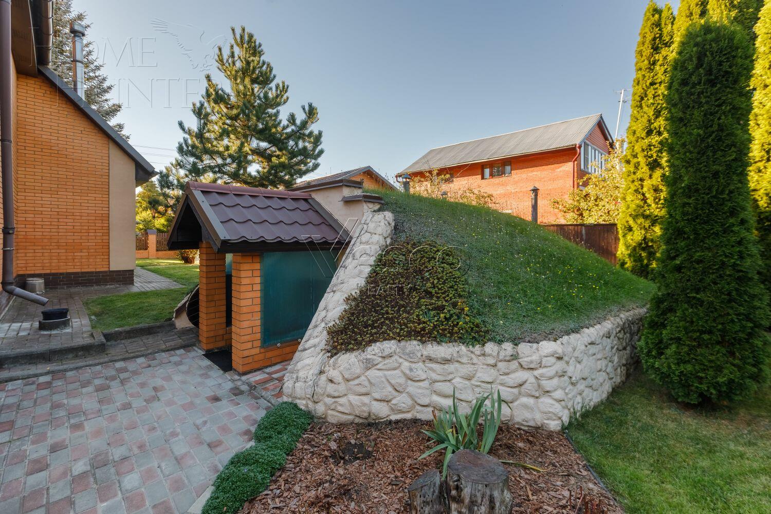 2-этажный коттедж 335 м² с отделкой