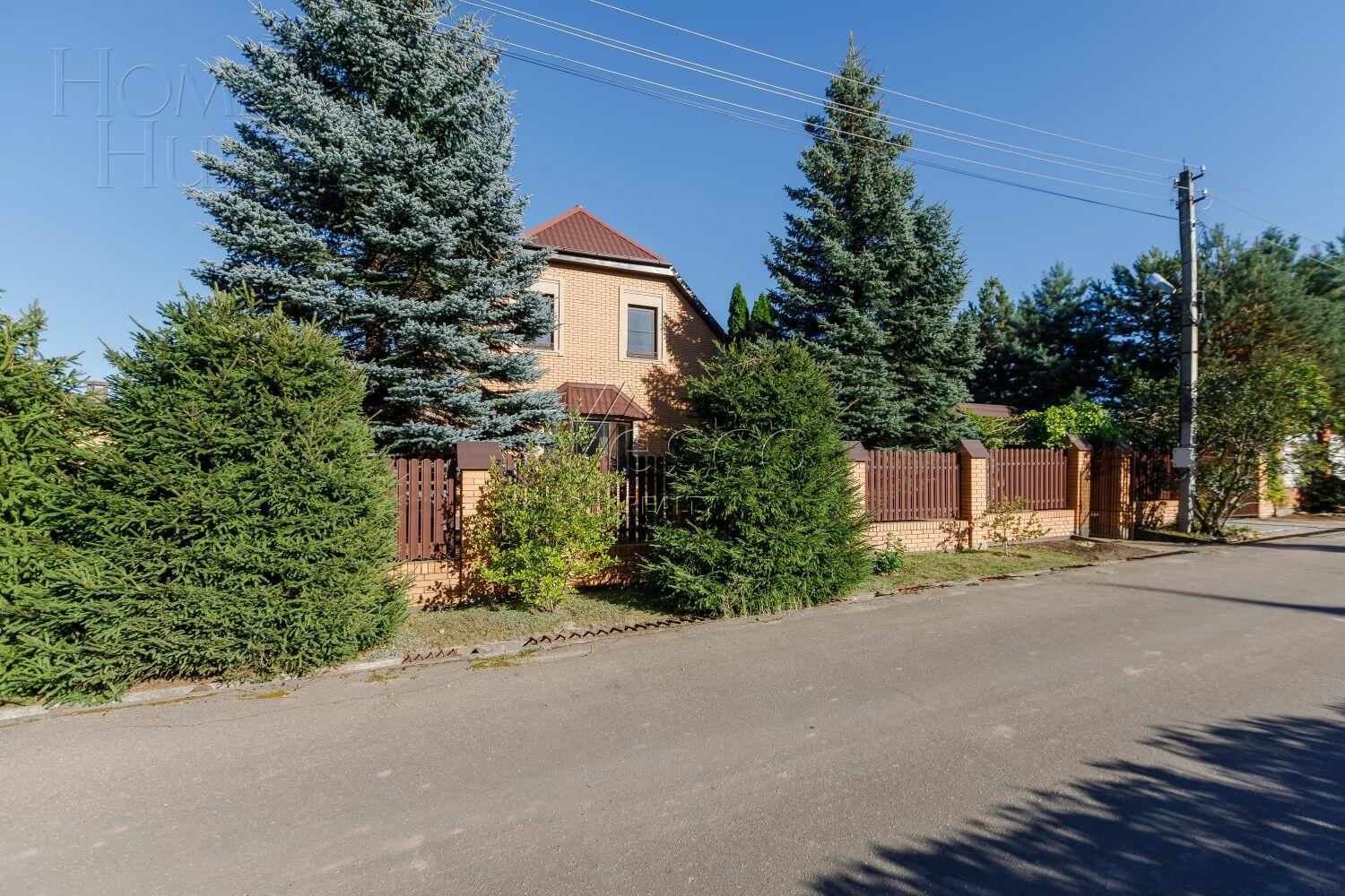 2-этажный коттедж 335 м² с отделкой