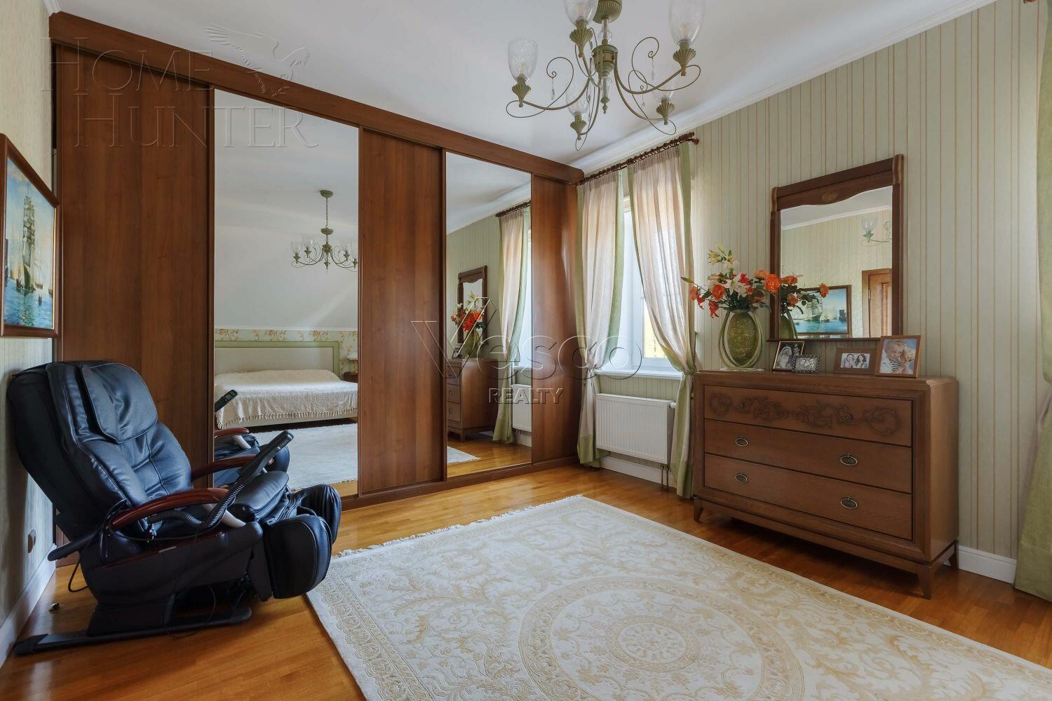 2-этажный коттедж 335 м² с отделкой