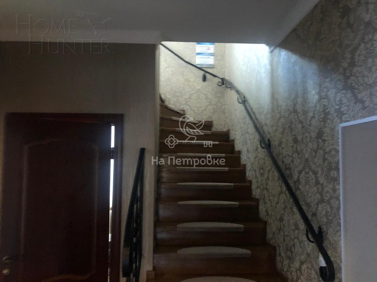 2-этажный коттедж 230 м² с отделкой