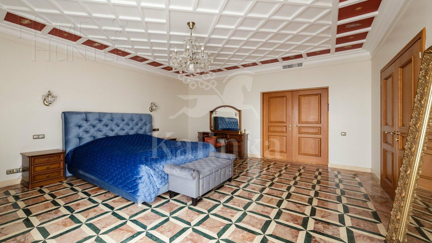 4-КОМН. КВАРТИРА С ОТДЕЛКОЙ 178 М² НА 13 ЭТАЖЕ