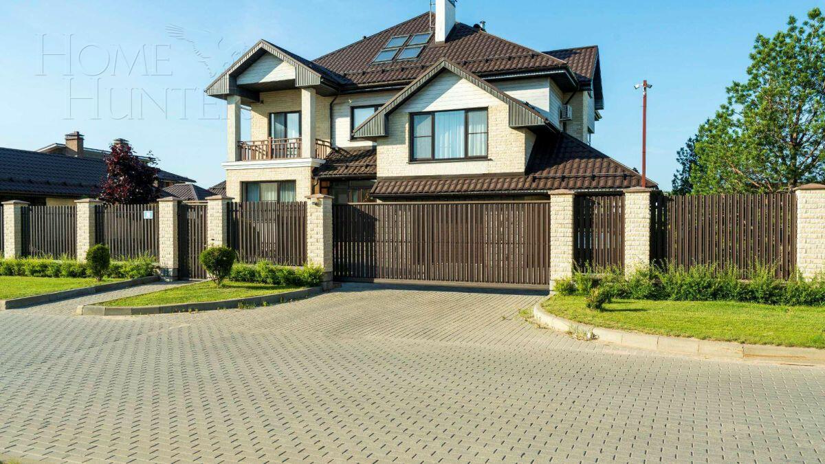 2-этажный коттедж 630 м² с отделкой