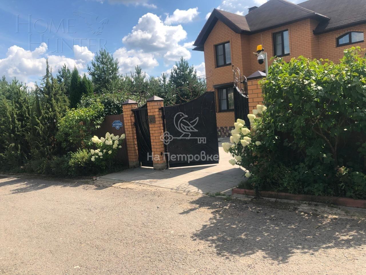 2-этажный коттедж 230 м² с отделкой