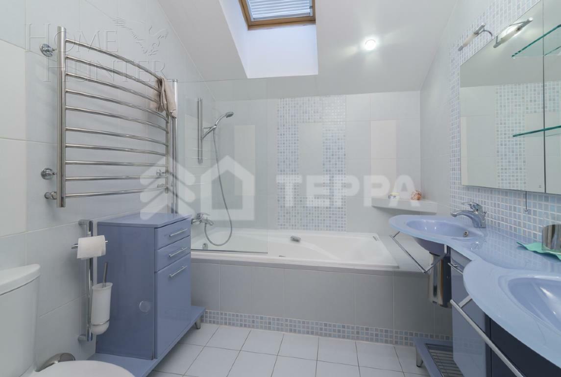 2-этажный коттедж 450 м² с отделкой