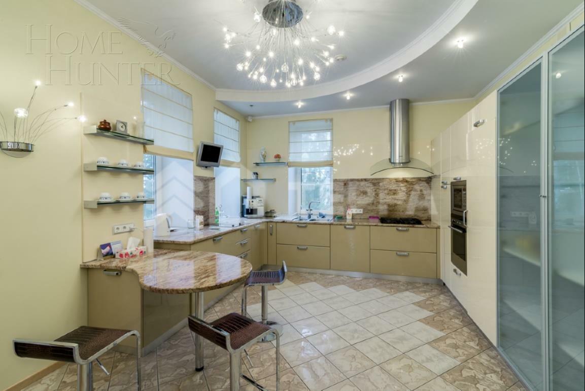 2-этажный коттедж 450 м² с отделкой