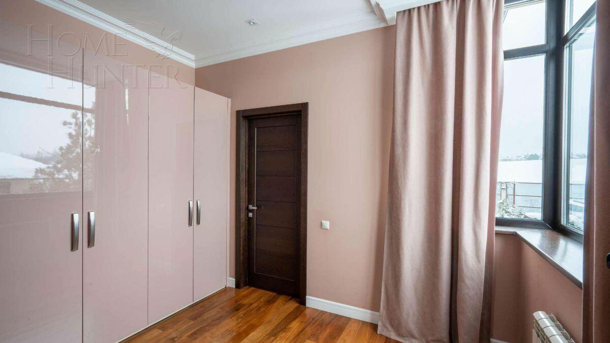 2-этажный коттедж 630 м² с отделкой