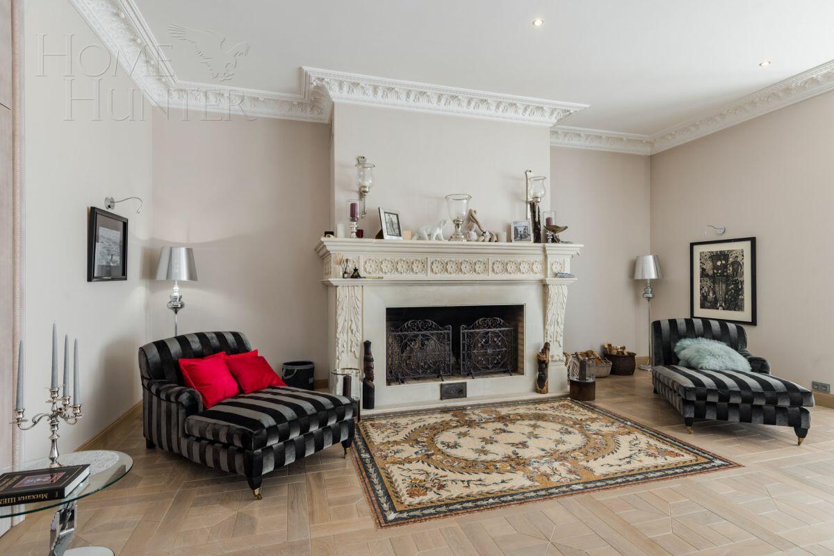 3-этажный коттедж 2 500 м² с отделкой