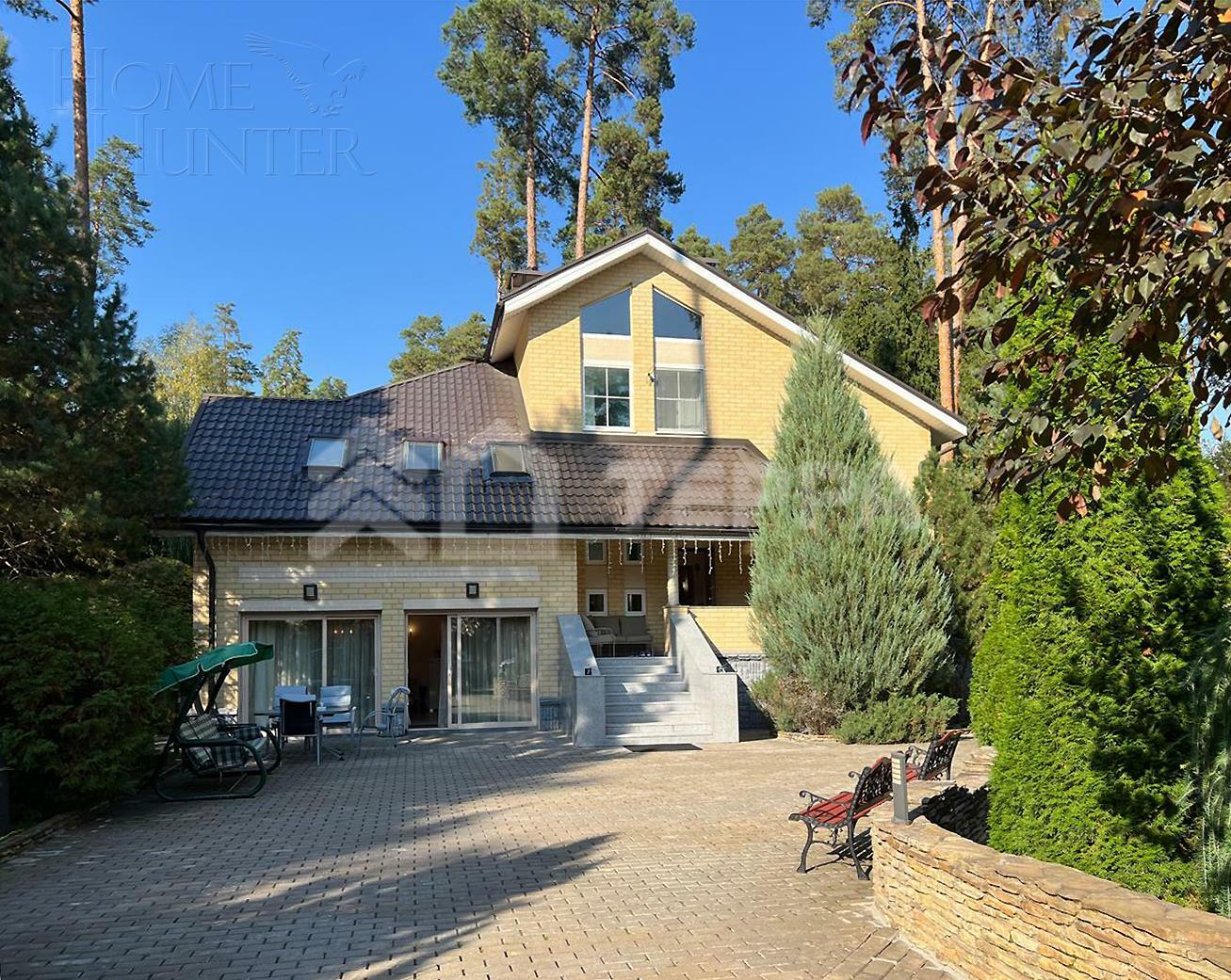 2-этажный коттедж 450 м² с отделкой