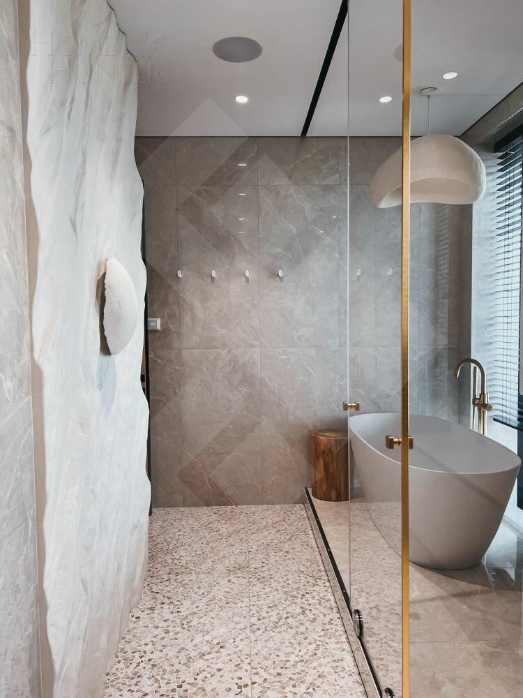 3-КОМН. КВАРТИРА С ОТДЕЛКОЙ 126 М² НА 33 ЭТАЖЕ